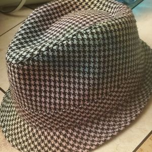 Rainbow hat small/medium